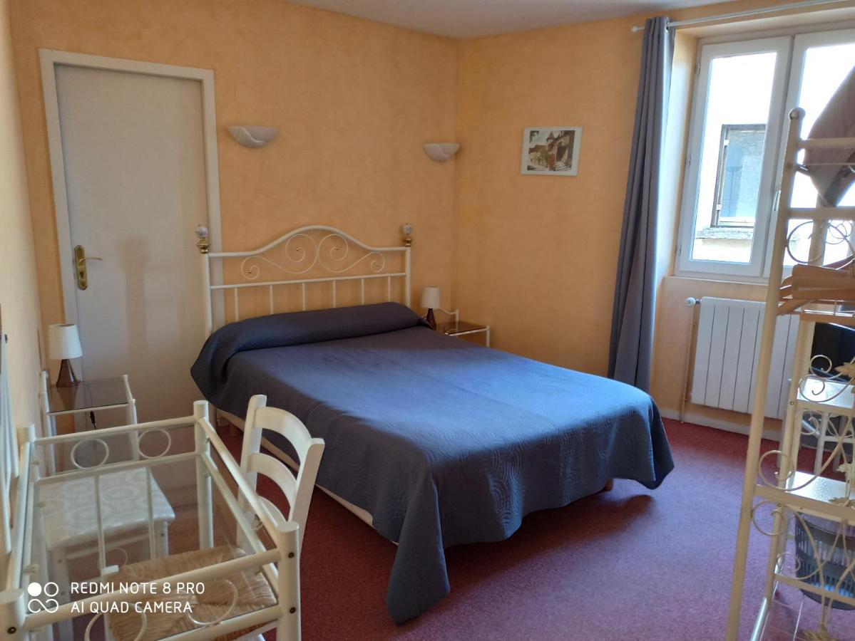 Hotel Auberge De La Nauze Sagelat Kültér fotó