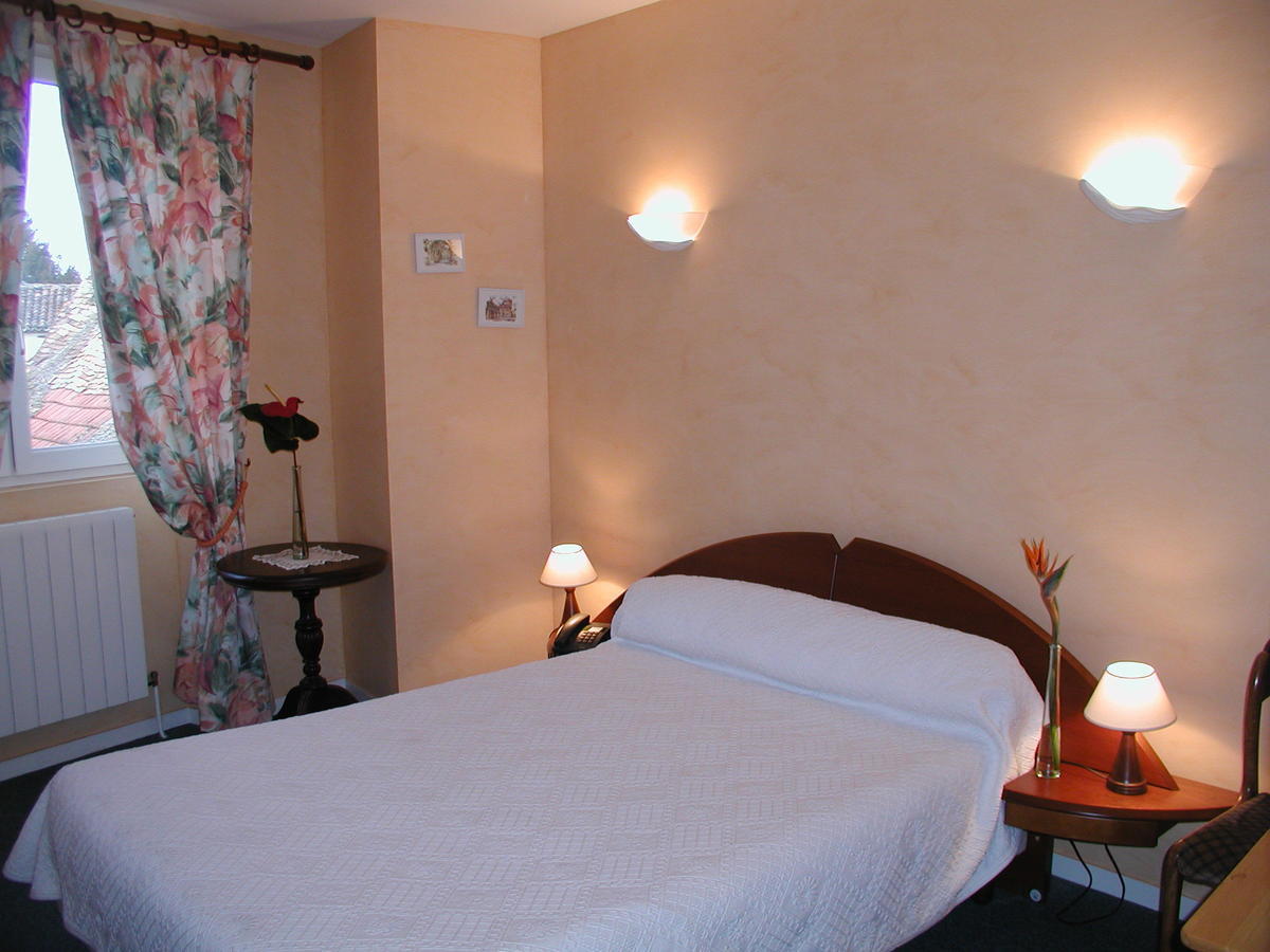 Hotel Auberge De La Nauze Sagelat Szoba fotó