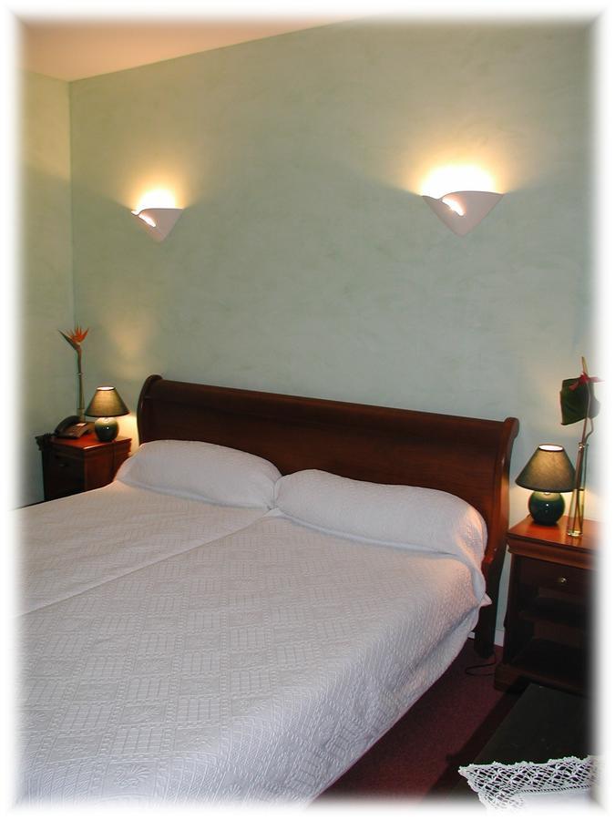 Hotel Auberge De La Nauze Sagelat Szoba fotó