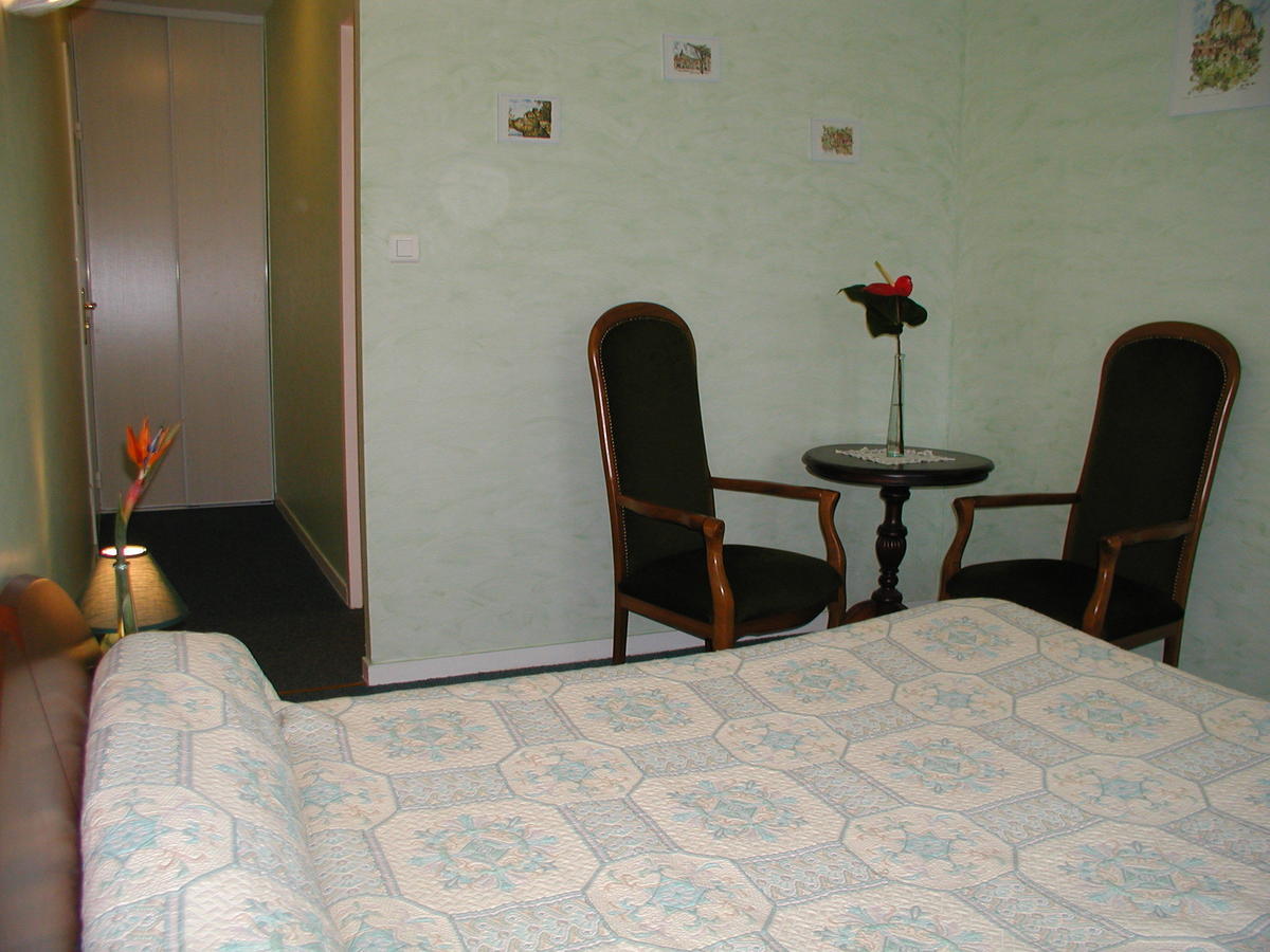 Hotel Auberge De La Nauze Sagelat Szoba fotó