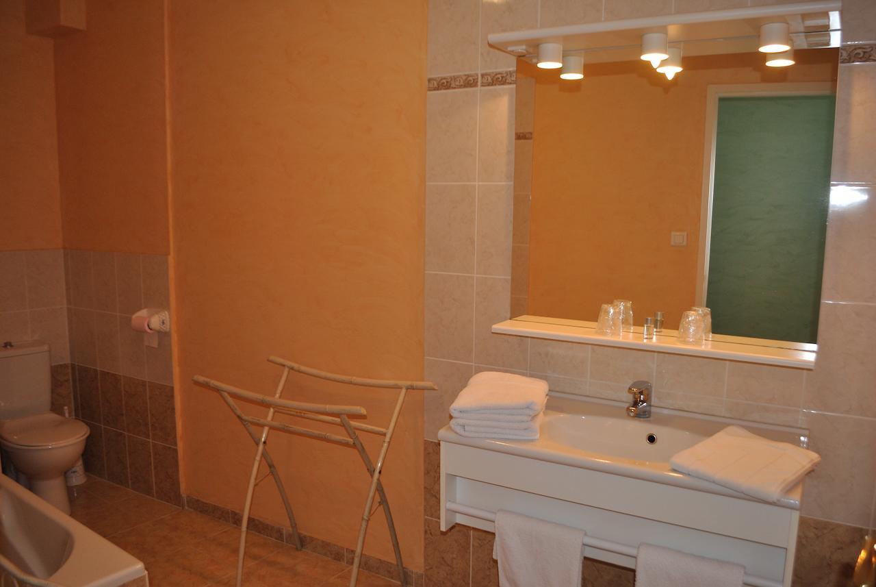 Hotel Auberge De La Nauze Sagelat Szoba fotó